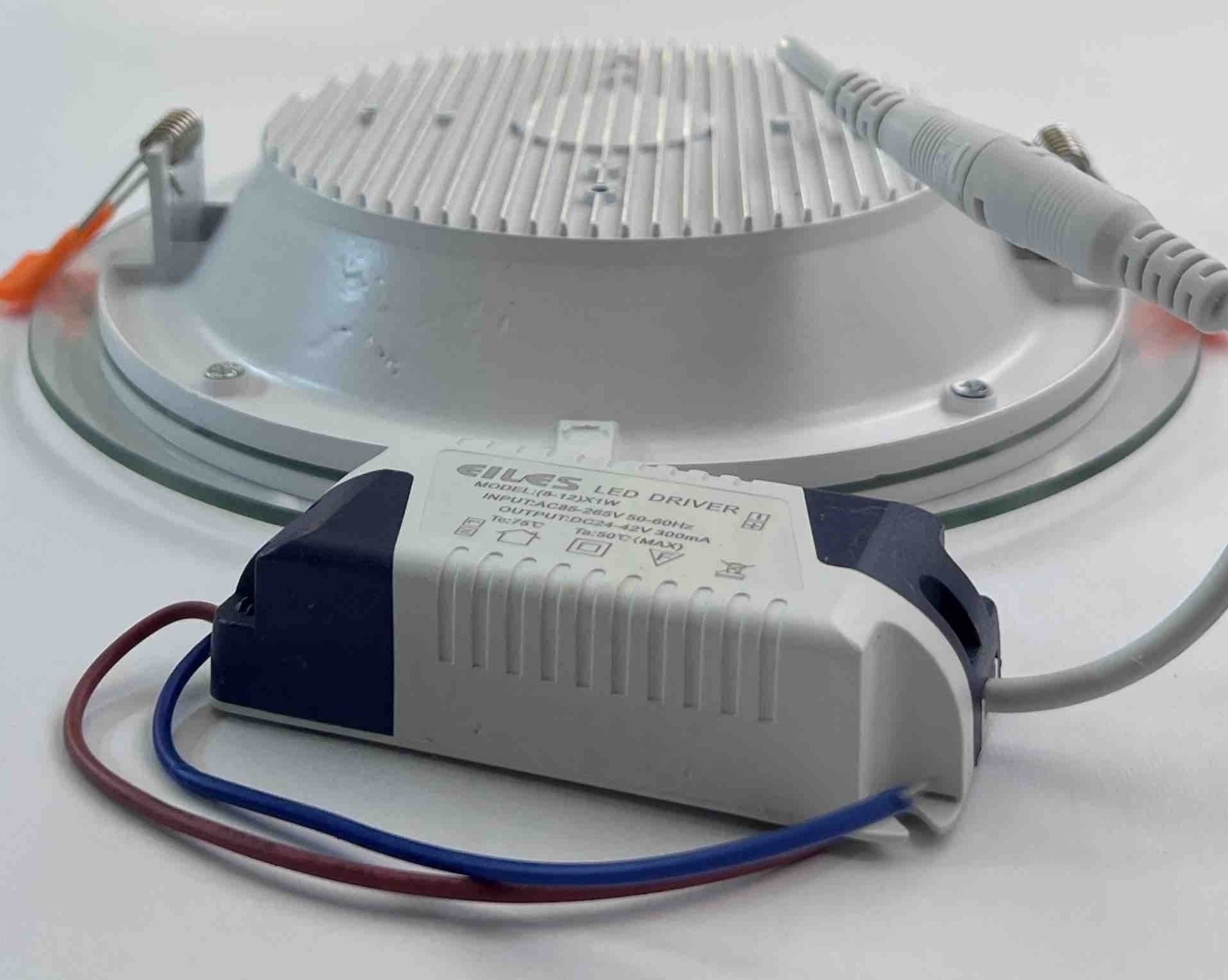  پنل دور شیشه ای SMD ایلس LED توکار ۶ وات گرد مهتابی کد 20279_6w ـ نمای کنار و پشت 